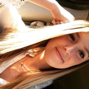 Meet your Posher, Mallory